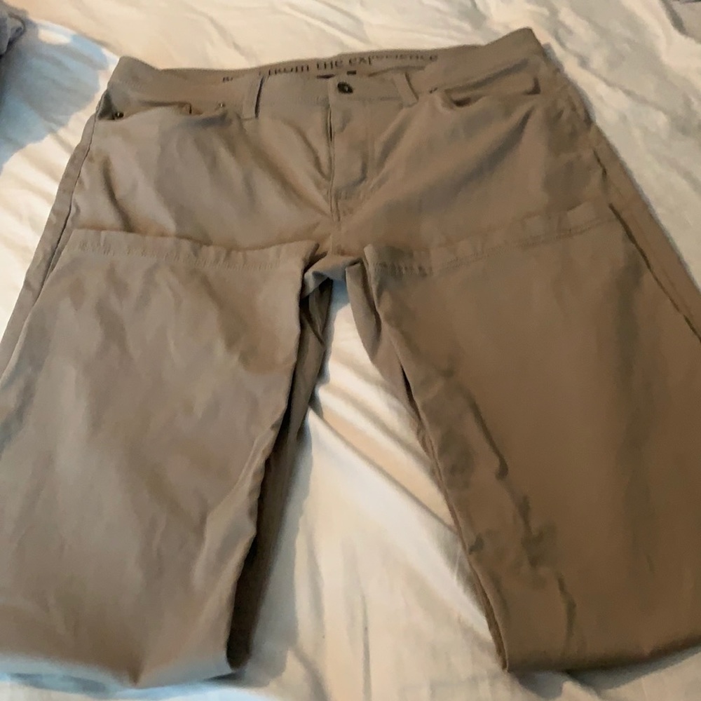 Prana Khakis